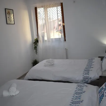 Hotel Occidental Wise Transit