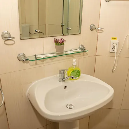 Hotel Occidental Wise Transit Boekarest