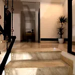 Hotel Occidental Wise Transit 3*