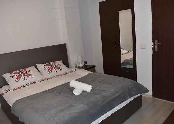 Готель Occidental Wise Transit