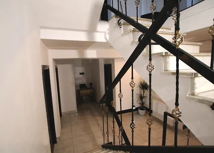 Hotel Occidental Wise Transit 3*