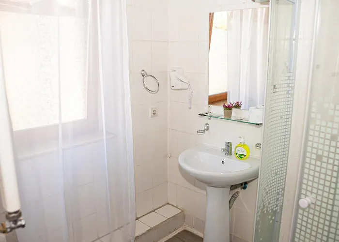 Occidental Wise Transit Hotel